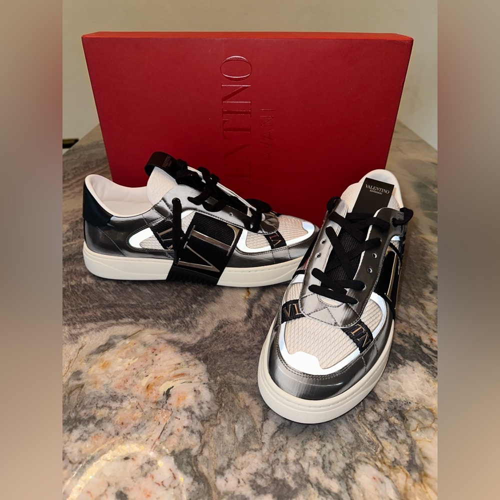 Valentino VL7N Sneakers - Picture 1 of 6